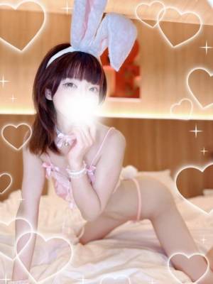 泉みこ 23歳
