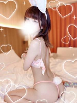 泉みこ 23歳