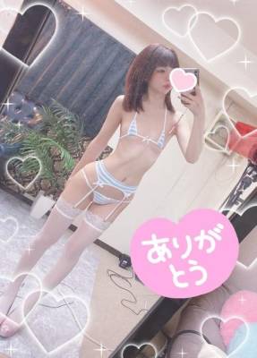 泉みこ 23歳