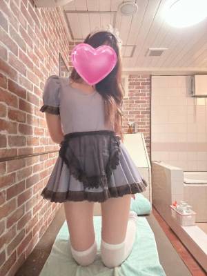 白咲なな 22歳