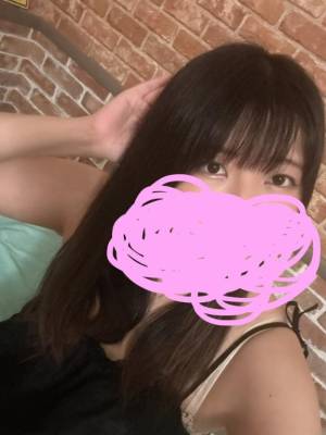 霧島　あかね 29歳
