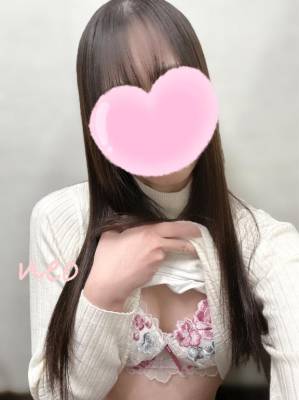 白鳥　ねお 27歳
