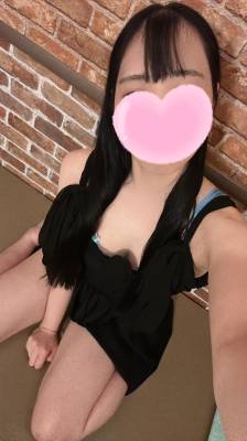 白鳥　ねお 27歳