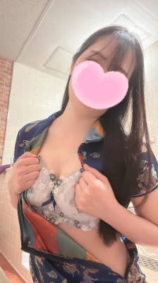 白鳥　ねお 27歳