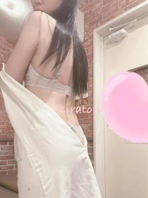 白鳥　ねお 27歳