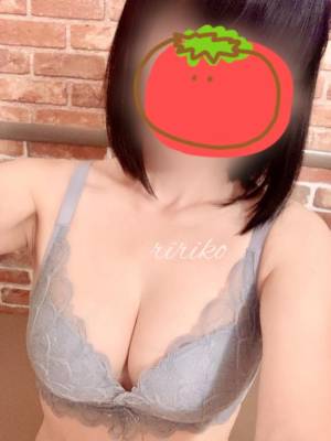 秋月　りりこ 43歳