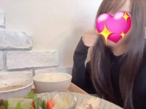 清宮　さくら 27歳
