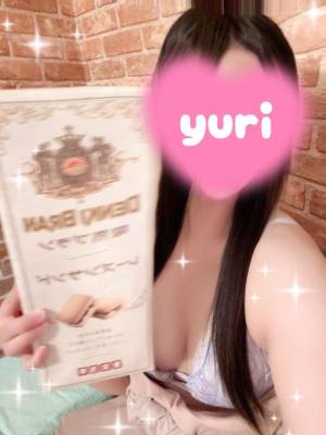 成瀬　ゆり 30歳