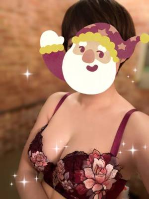 柏木　わか 44歳