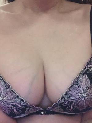 新垣　りおな 45歳