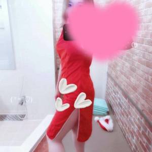 小池　なな 31歳