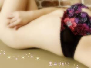 玉井りかこ 37歳