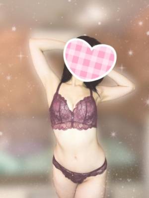 雨宮れい 28歳