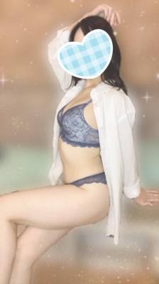 雨宮れい 28歳