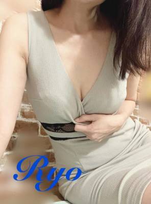 緒川りょう 48歳