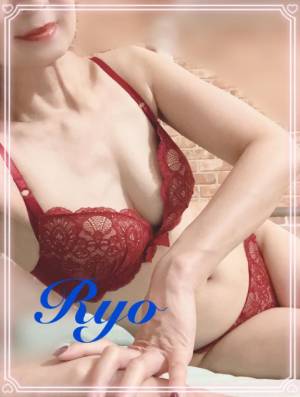 緒川りょう 48歳