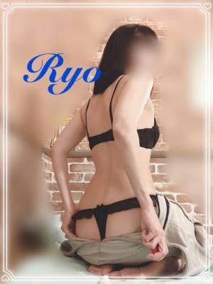 緒川りょう 48歳