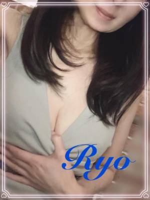 緒川りょう 48歳