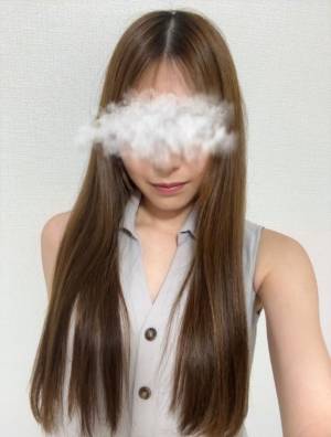 えま 23歳