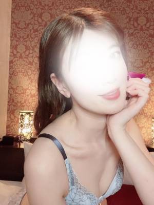 しずく 28歳