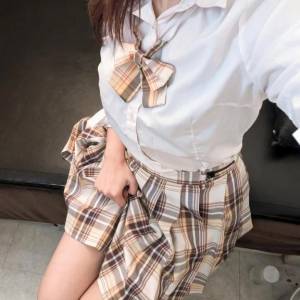 坂上ゆうり 23歳