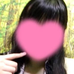 岩倉あやな 22歳