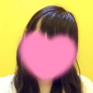 岩倉あやな 22歳