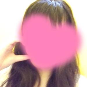 岩倉あやな 22歳