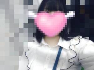 服部すりい 19歳