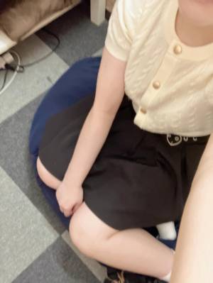 月姫なな 18歳