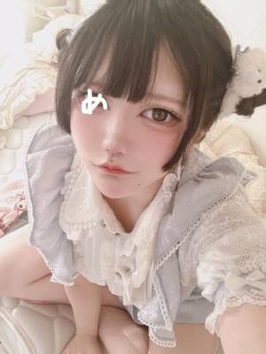 月姫なな 18歳