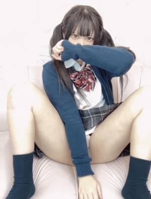月姫なな 18歳