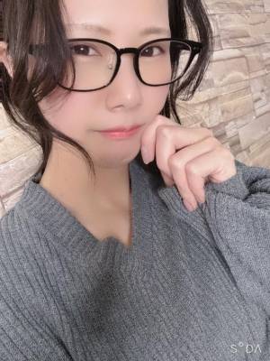 雪野まほ 23歳