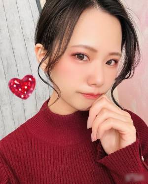 雪野まほ 23歳