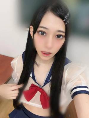 四宮ももか 20歳