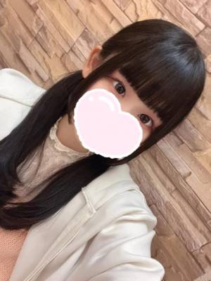 花園めろ 21歳