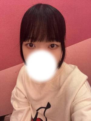 栗田まろん 20歳