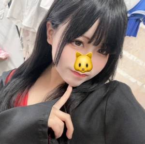 湊るる 18歳