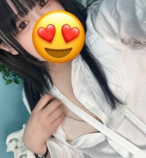 湊るる 18歳
