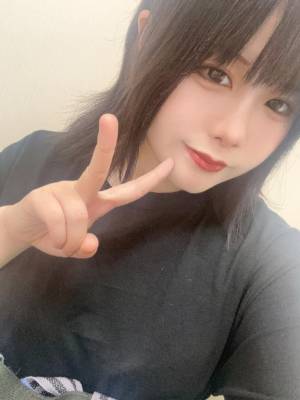 湊るる 18歳