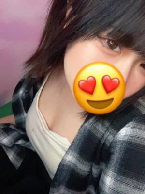 湊るる 18歳