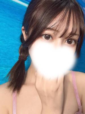 林らむ 18歳