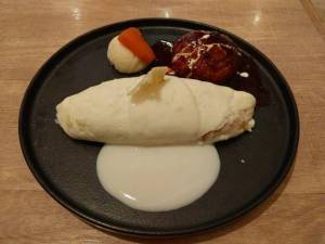 朽木ゆうな 22歳