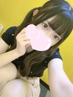 小鳥谷ひより 18歳