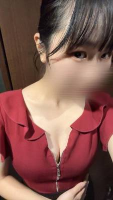 瀬戸すずめ 19歳