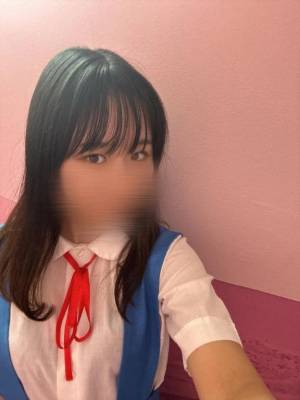 瀬戸すずめ 19歳
