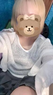 三上りず 18歳