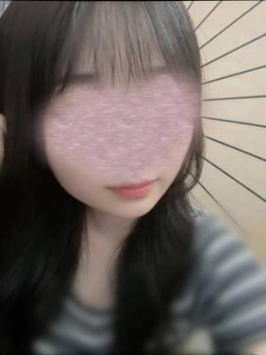 愛月める 20歳