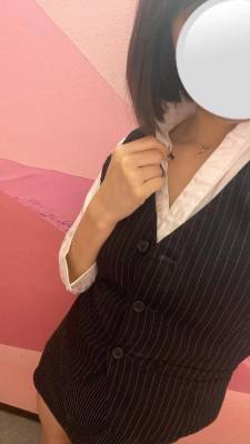華咲えれん 20歳