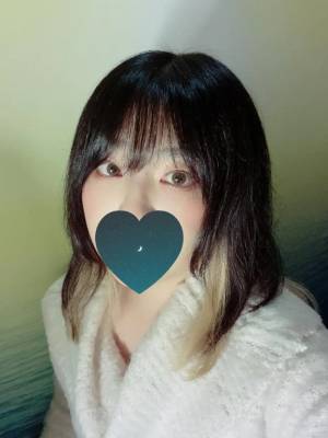 岡島まどか 25歳